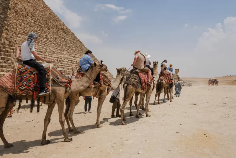 Tour a las Pirámides de Egipto: Giza y Saqqara 